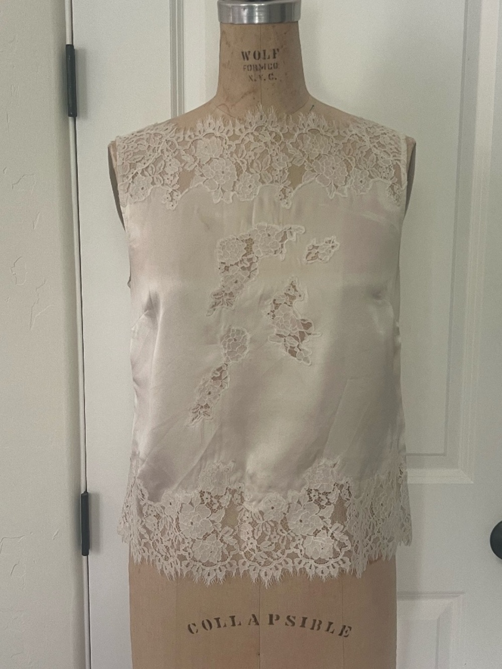 Doen Viviane Lace Top